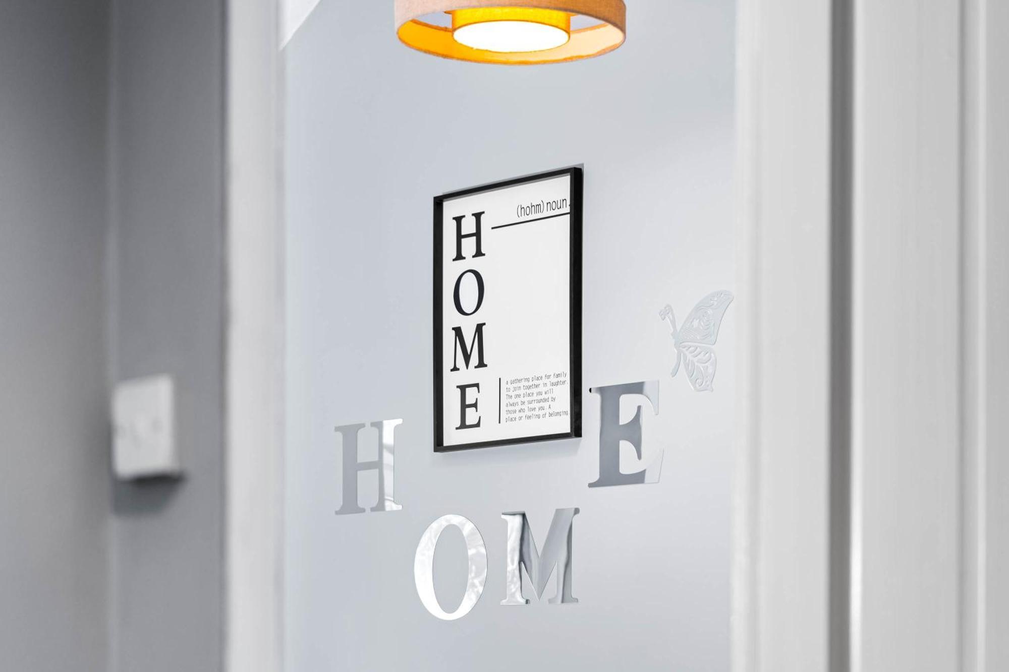 Stylish 3 Bedroom Home Away From Home Бірмінгем Екстер'єр фото